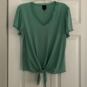W5 Green blouse